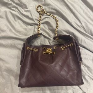 CHANEL 25 brown quilated with Gold Chain